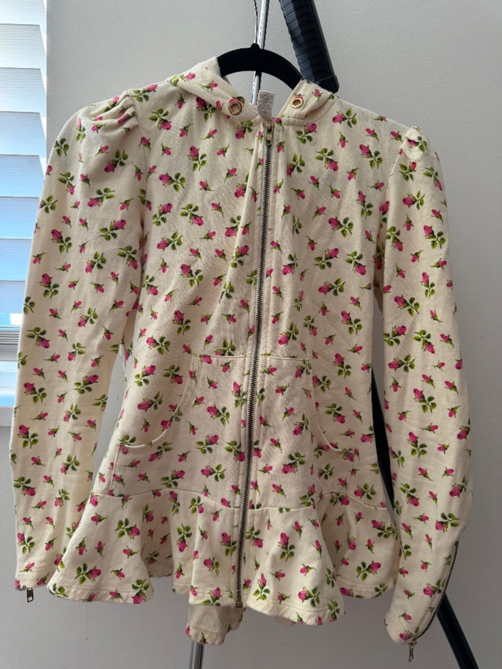 Women’s hoodie